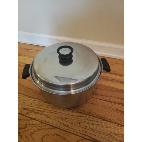 Amway Queen 18/8 Stainless Multi-Ply Cookware 6 Quart Stock Pot with Lid USA - Picture 1 of 11